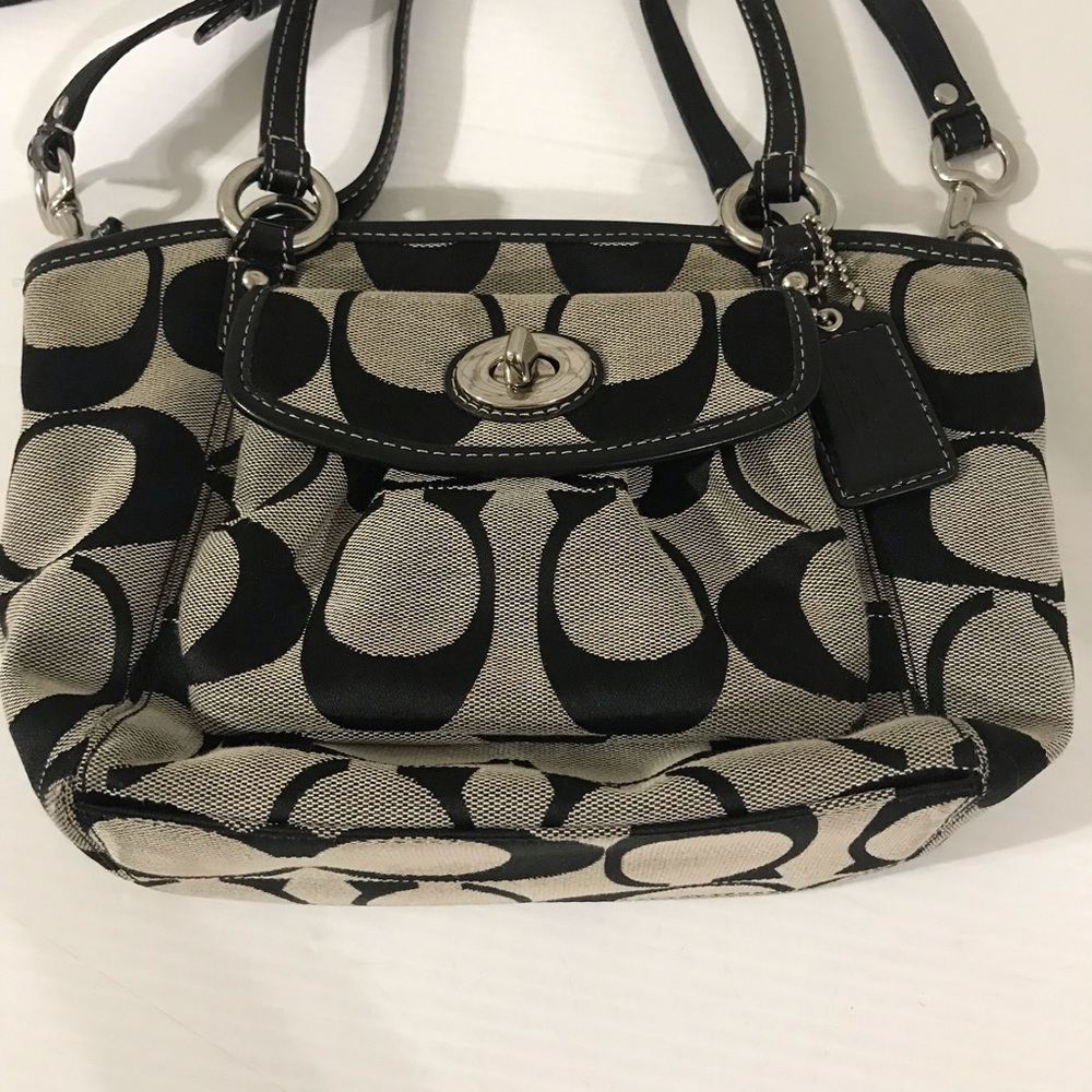 Vintage Y2K Coach Signature Canvas Shoulder Bag – Bla… - Gem